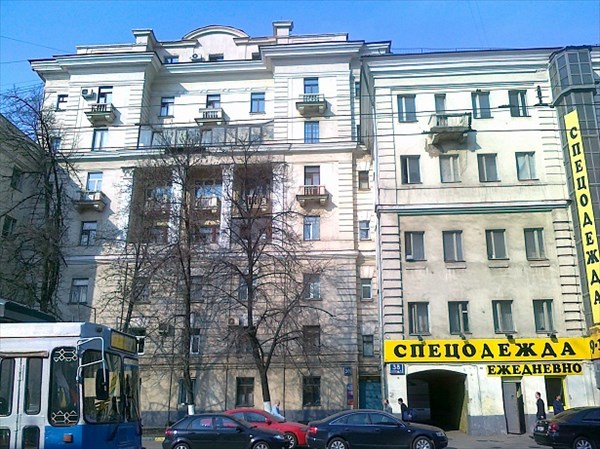 032-Сталинский дом